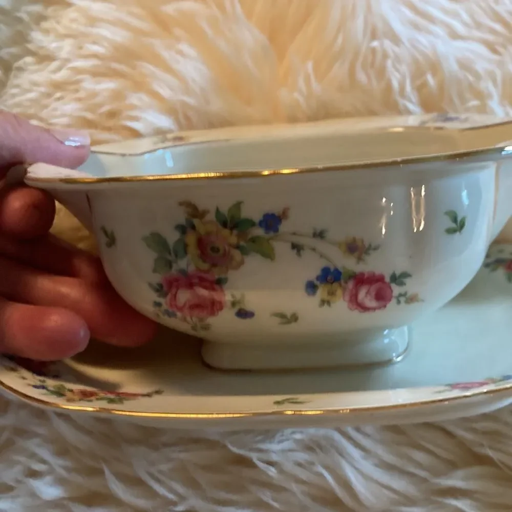 Thomas Porcelain China Ivory Floral bowl with base attached 7.5” x 5.5”
